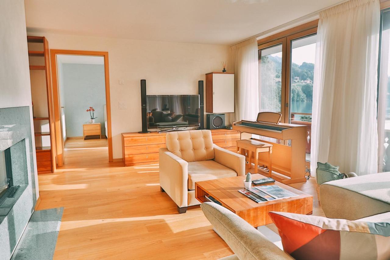 Seehaus / lake view apartment Iseltwald Exterior foto